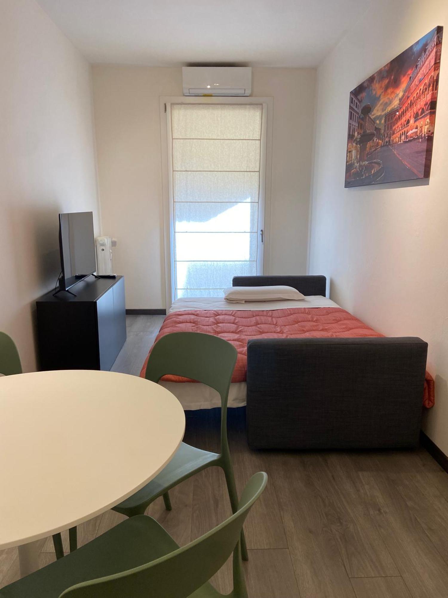 Ahf Apartment Padova